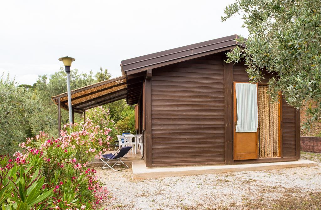 Blucamp Natural Village Campiglia Marittima Exterior foto